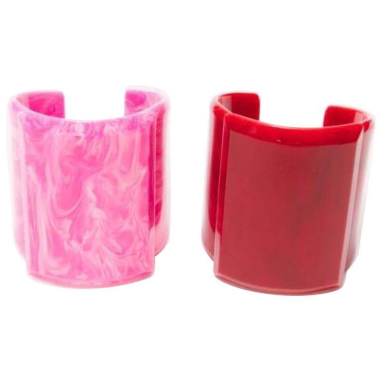 TOGA ARCHIVES pink red acrylic marble swirl oversized cuffs set
