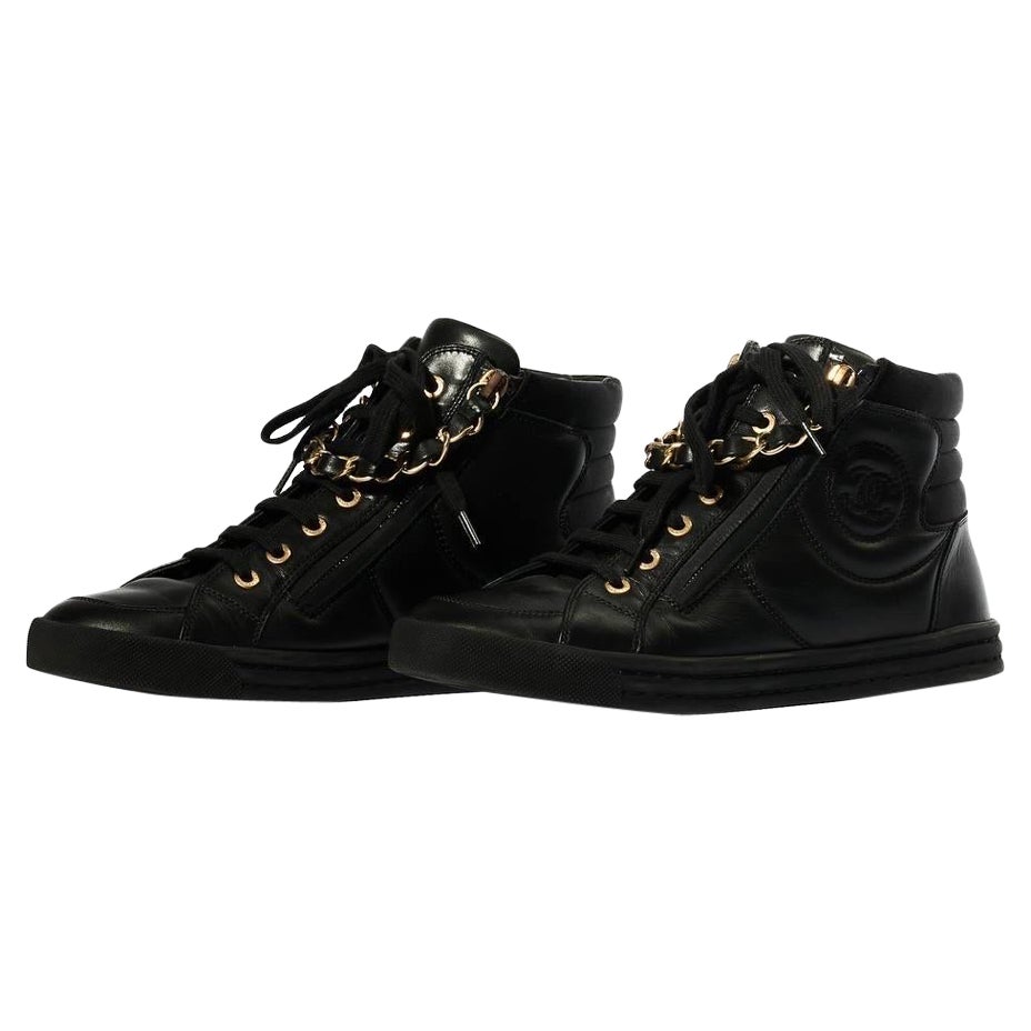 Scarpe da ginnastica Chanel CC Logo Nere in vendita