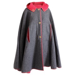 Bonnie Cashin for Sills Cape mit Kapuze Holzkohle Wolle Rot Leder Trim Rare Vintage