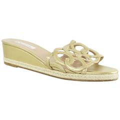 Oscar de la Renta Gold Cutout Leather Short Wedges - 41