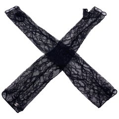 Chanel 2011 Black Floral Lace Fingerless Gloves Size 8