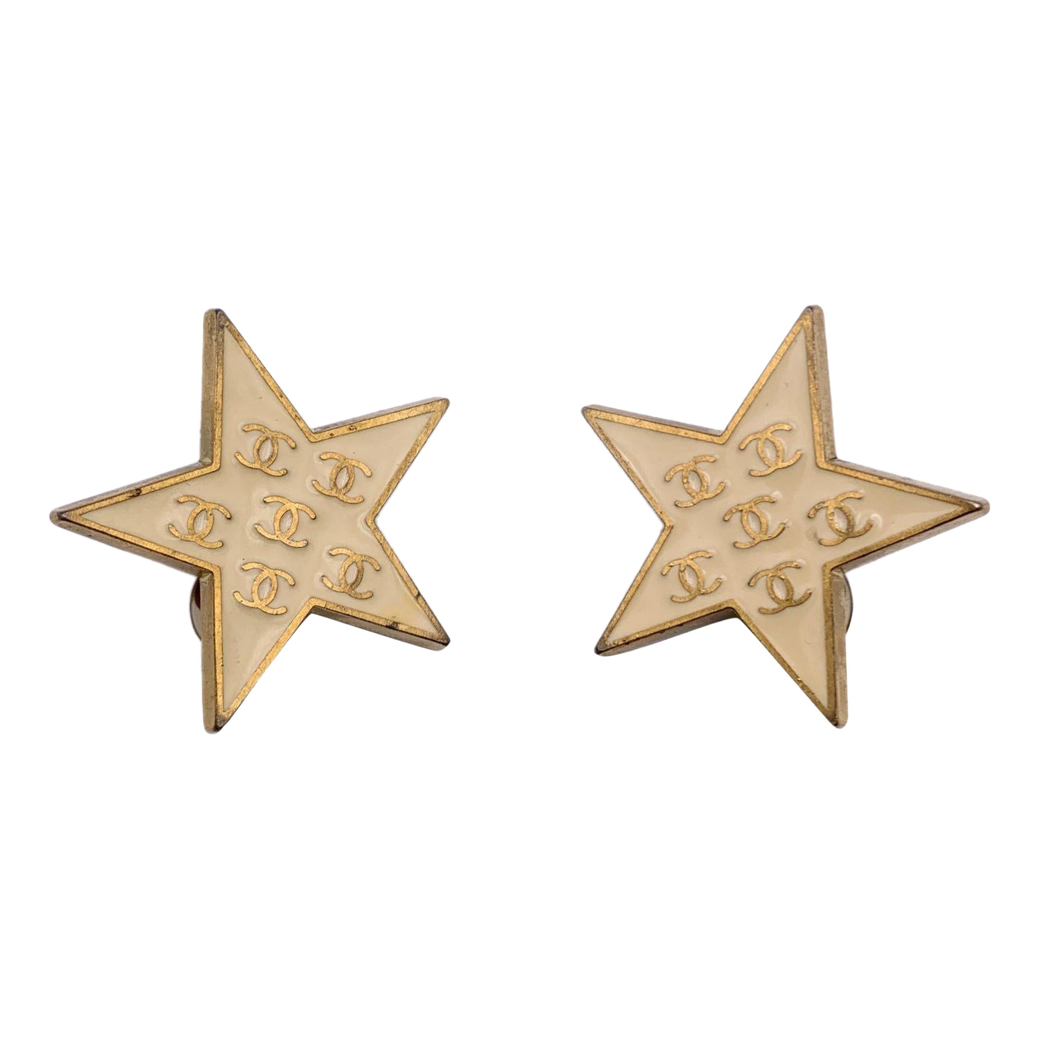 Chanel Vintage Gold Metal Beige Stars CC Logos Clip On Earrings