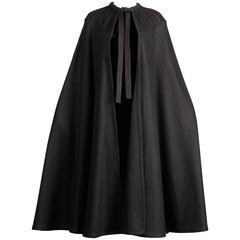 1970s Luba Rudenko Vintage Black Wool Cape Coat 11