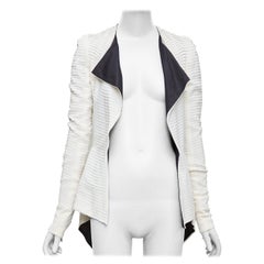 Seltene seltene GARETH PUGH 2009 Laufsteg Creme Schwarz plissierte Seide drapiertes Bikerjacke IT38 XS