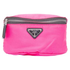 PRADA Pochette de poignet rose tessuto nylon triangle logo petit sac