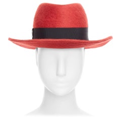 Saint Laurent cappello fedora in feltro di coniglio rosso foderato in pelle gros grain nero