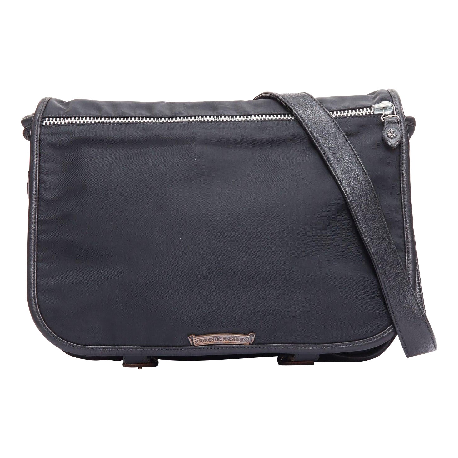 CHROME HEARTS Gunslinger Bolso bandolera de nailon negro con logotipo plateado y asa de mano en venta
