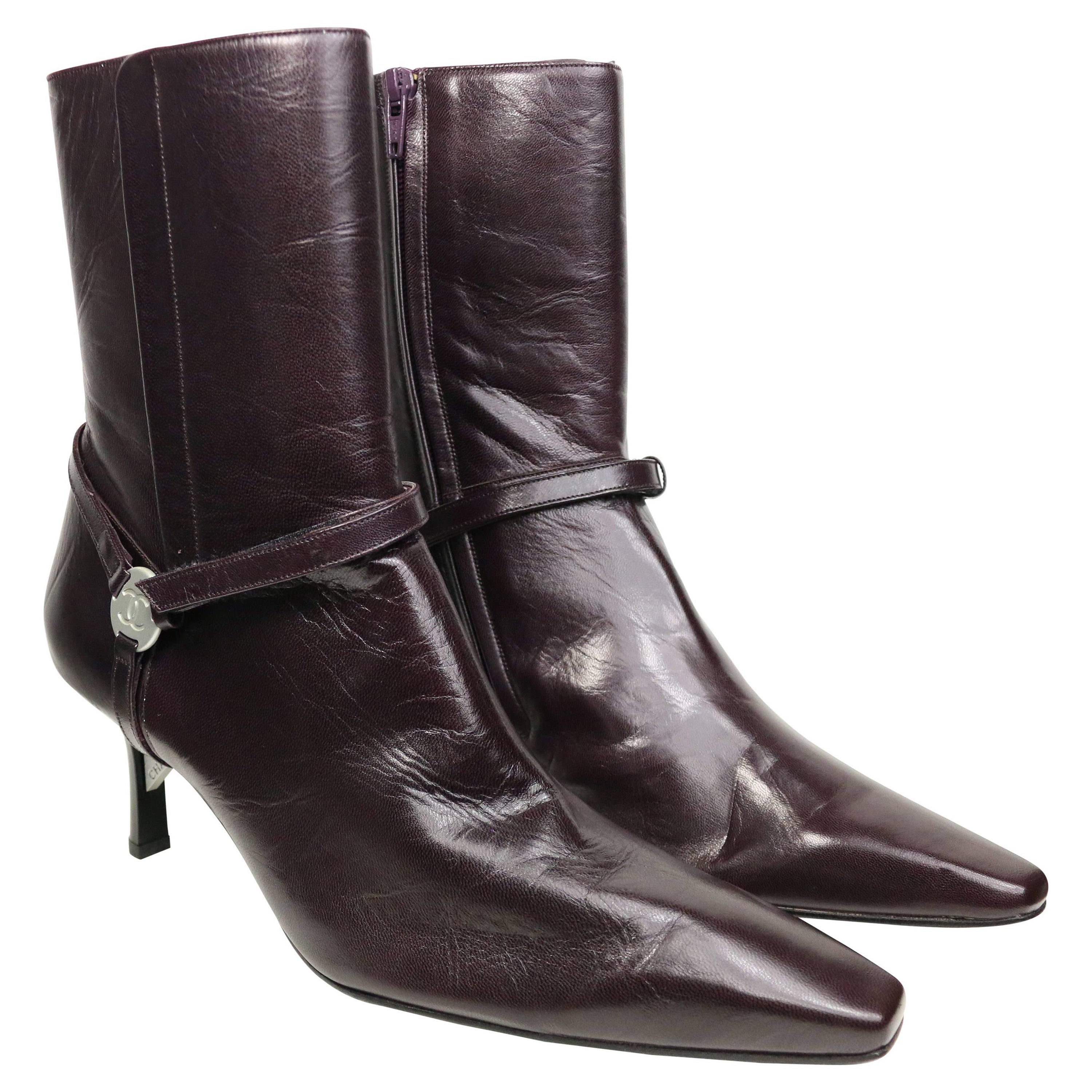 Chanel burgundy leather ankle boots For Sale