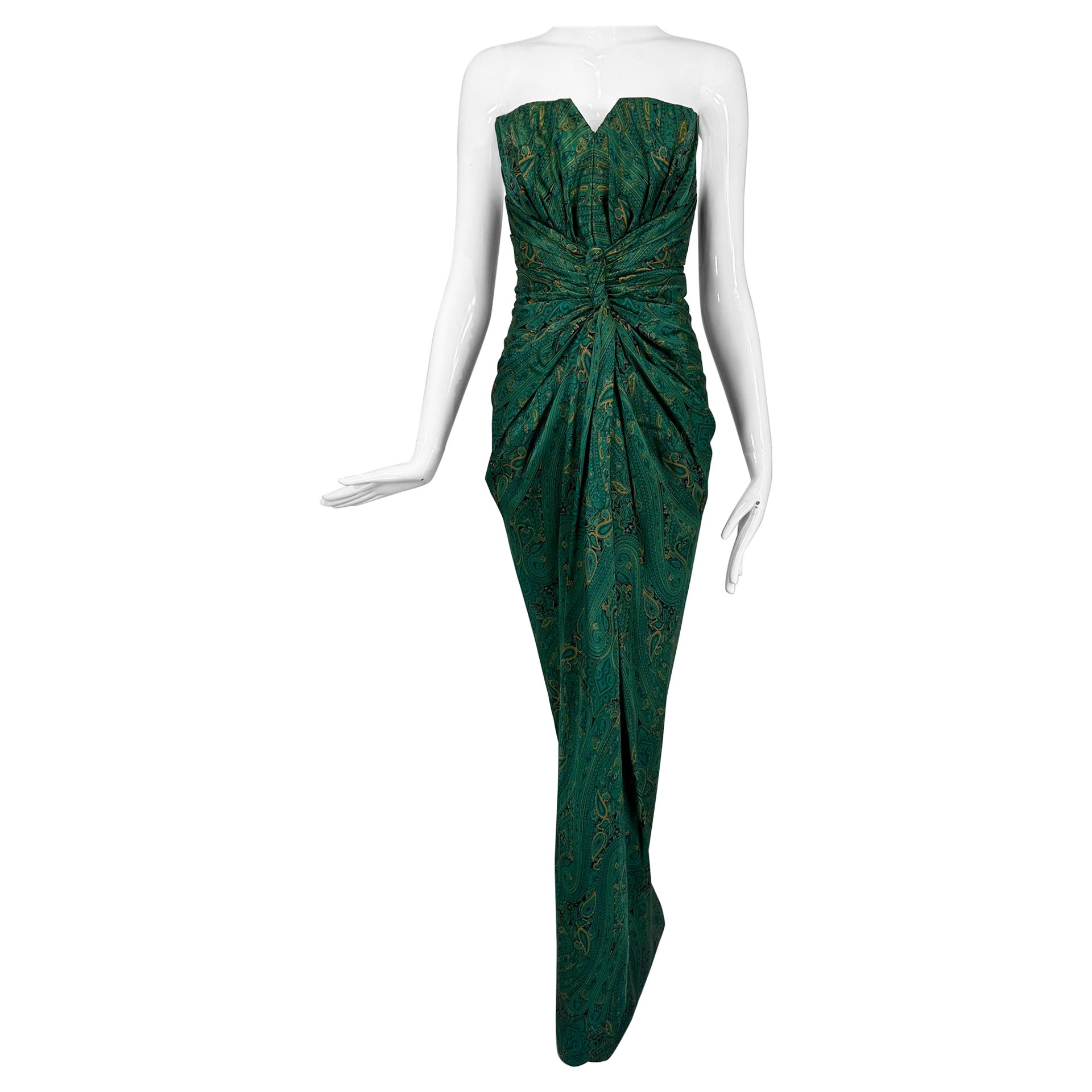 What was designer Arnold Scaasi's real last name?