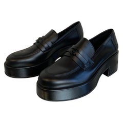 Chanel CC Platform 2022 Loafer