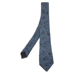 Corbata de seda con estampado floral azul Gucci