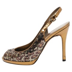 Stuart Weitzman - Sandali con piattaforma di paillettes con stampa animale - misura 39,5