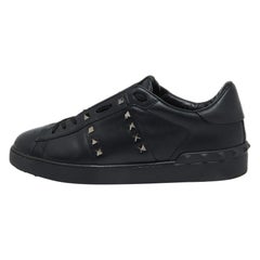 Valentino Black Leather Rockstud Untitled Low Top Sneakers Size 44.5