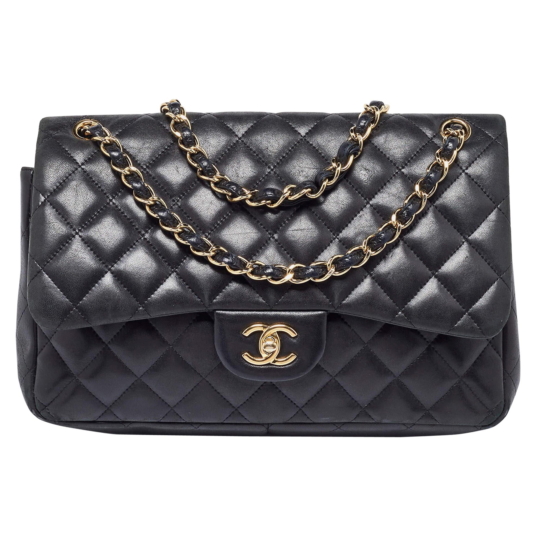 Chanel Negro Acolchado Piel Jumbo Clásico Bolso Doble Solapa en venta