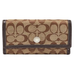 Coach Beige/Brown Signature Canvas and Leather Continental Wallet (Portefeuille continental en toile et cuir)