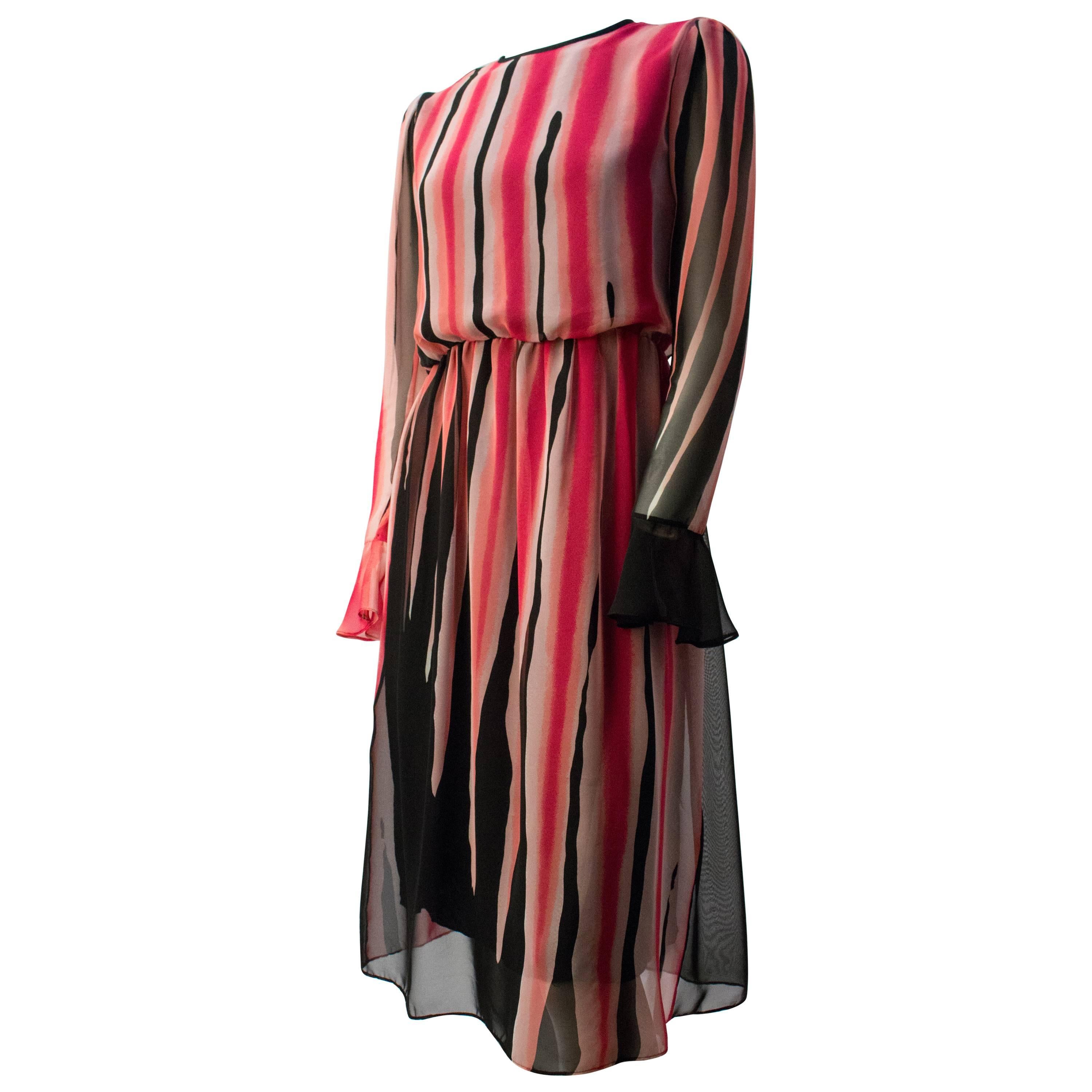 80s Hanae Mori Printed Silk Chiffon Magenta and Black Dress For Sale