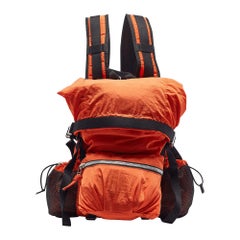 Bottega Veneta Mochila de nylon naranja con ribetes de concha