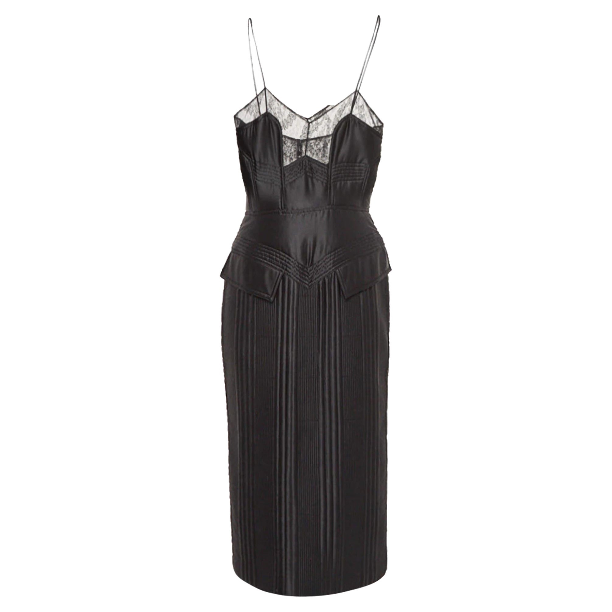 Fendi - Robe midi matelassée en soie noire bordée de dentelle M en vente