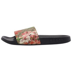 Gucci Pink/Black GG Bloom Supreme Canvas Slide Flats Size 35