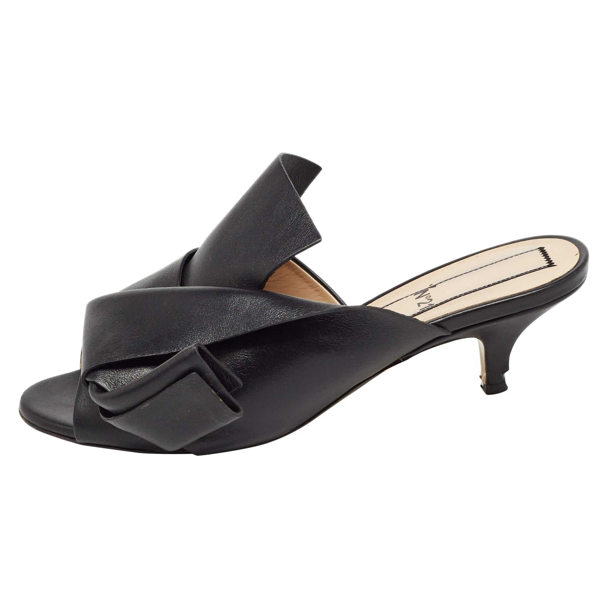 N21 Black Leather Knot Slide Sandals Size 37 For Sale