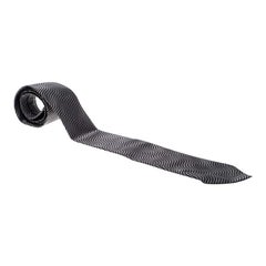 Gucci Vintage Grey and Black Wave Pattern Silk Jacquard Traditional Tie
