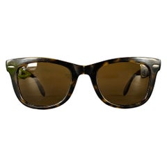 RAY-BAN Folding Wayfarer Brown Acetate Sunglasses
