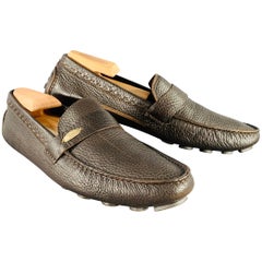 FENDI Taille 8.5 Brown Pebble Grain Leather Drivers Loafers