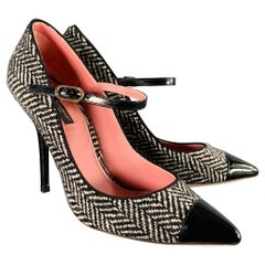 DOLCE & GABBANA Size 8.5 Black White Wool Herringbone Leather Trim Heels Pumps