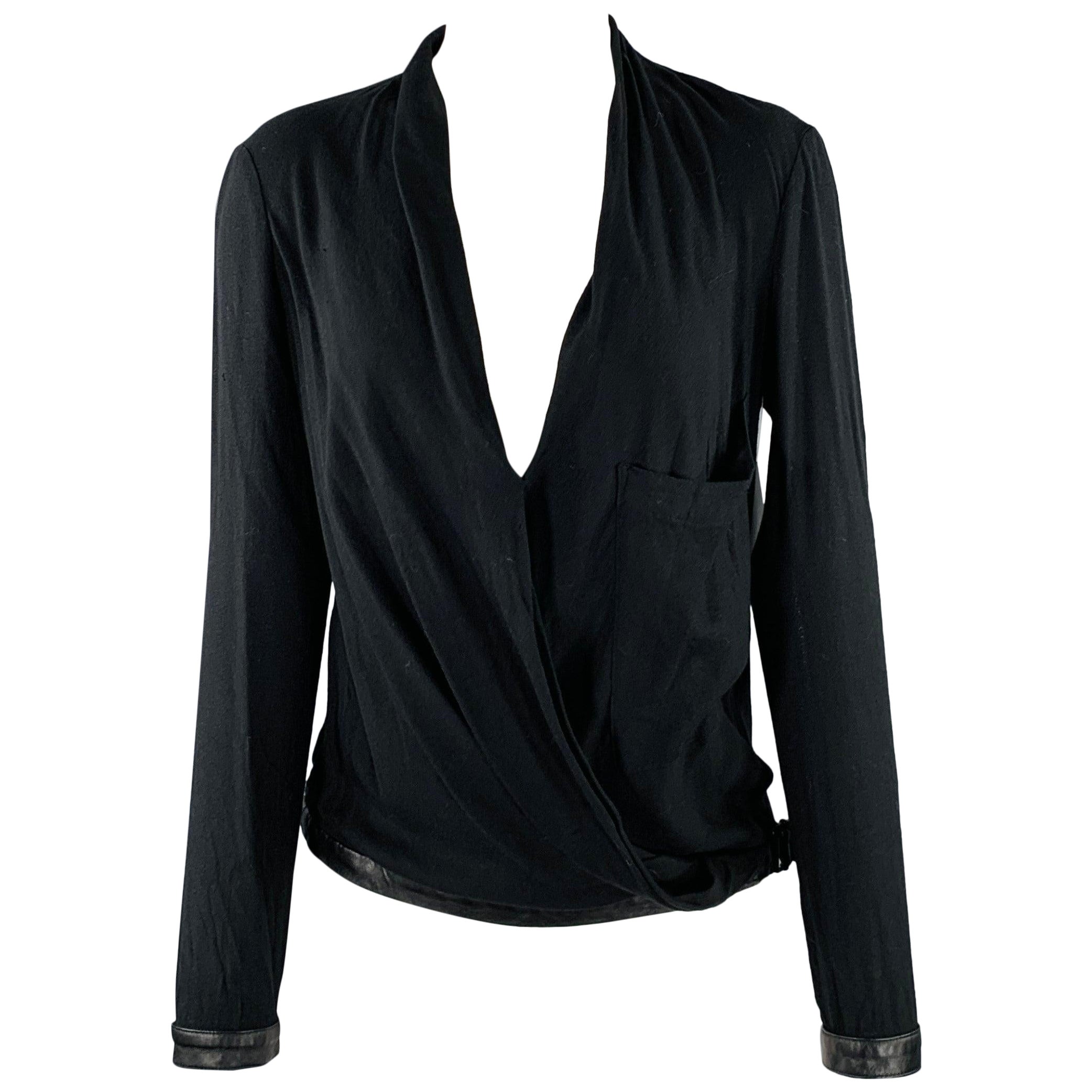 HELMUT LANG - Haut décontracté à col en V en viscose noire, taille S