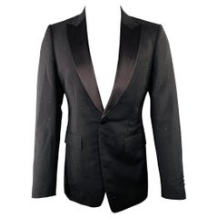 Burberry Taglia 40 Cappotto sportivo in lana mohair borchiato nero con risvolto a punta