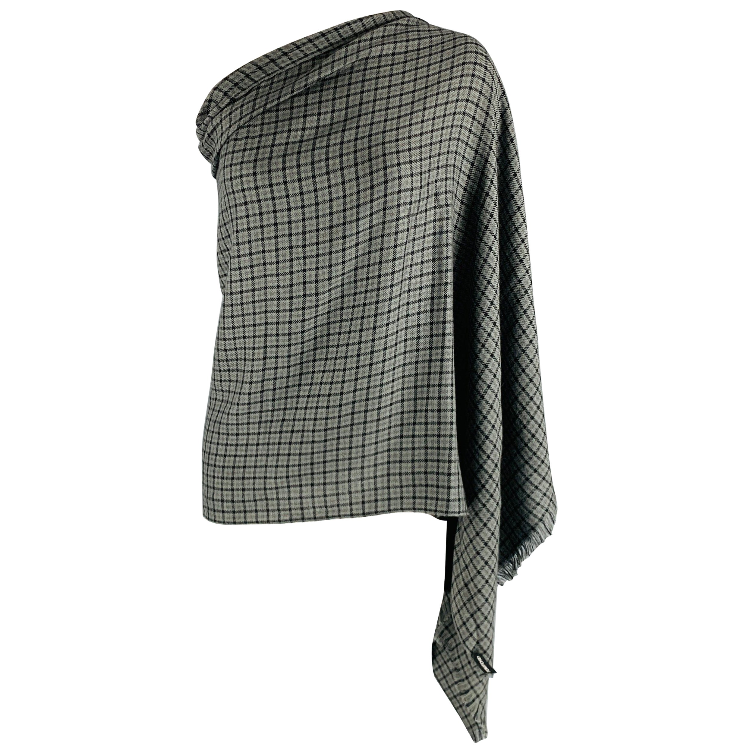 TOM FORD Grey Black Checkered Woven Scarf For Sale