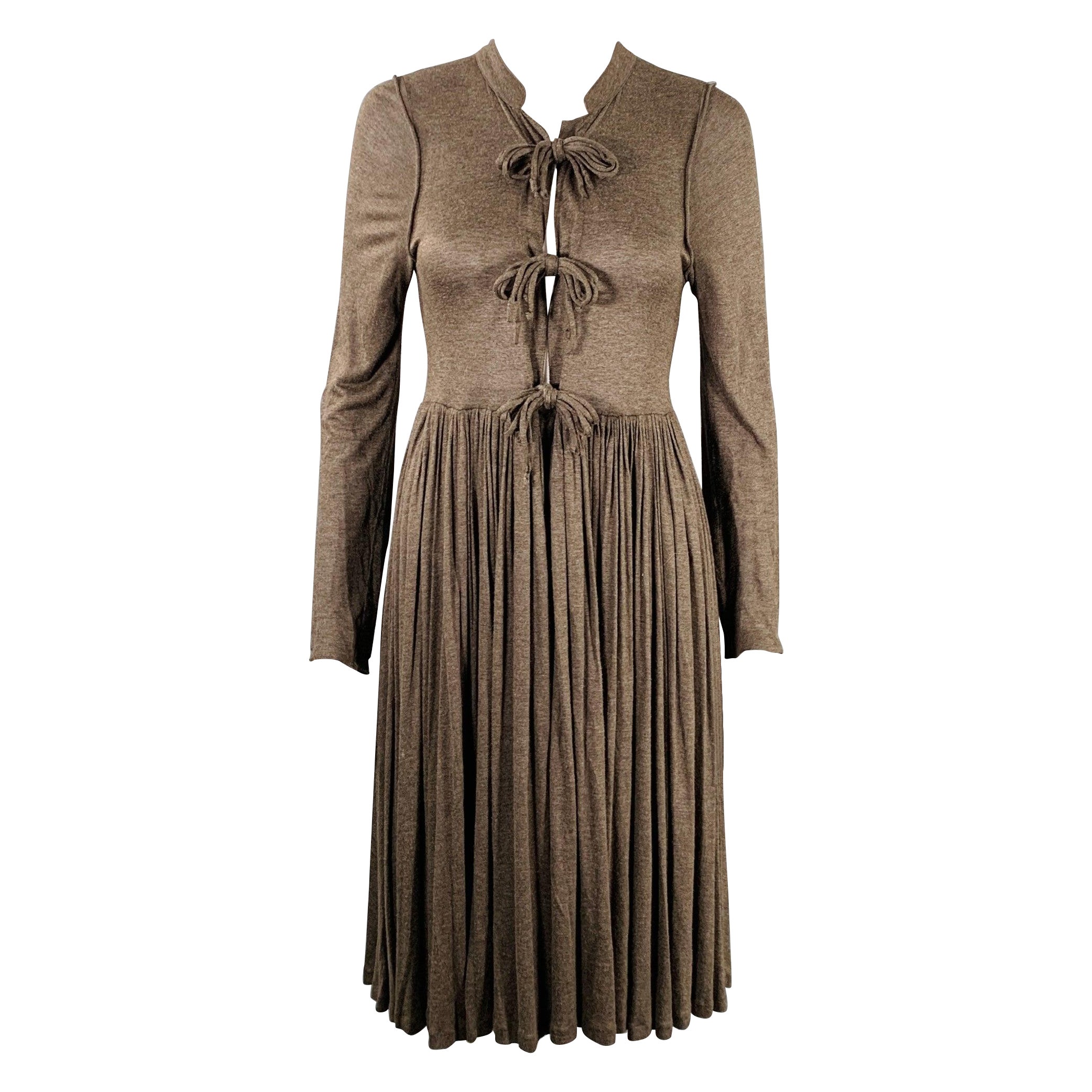 STELLA McCARTNEY Talla M Vestido plisado de viscosa marrón en venta