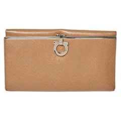 Salvatore Ferragamo Beige Leather Gancini Icona Continental Wallet