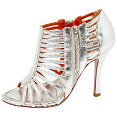 Santoni Silberne Peep Toe-Sandalen aus Leder mit Käfig Größe 36