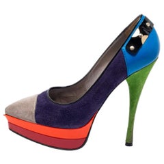 Versace Mehrfarbige Plateau-Pumps aus Wildleder und Leder mit spitzer Zehe Größe 36