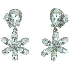 OSCAR DE LA RENTA Rhinestone Drop Dangle Earrings