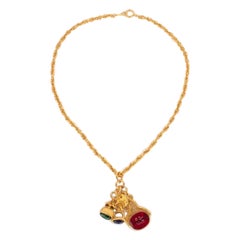Chanel Collar largo de metal dorado 'Sello', 1993