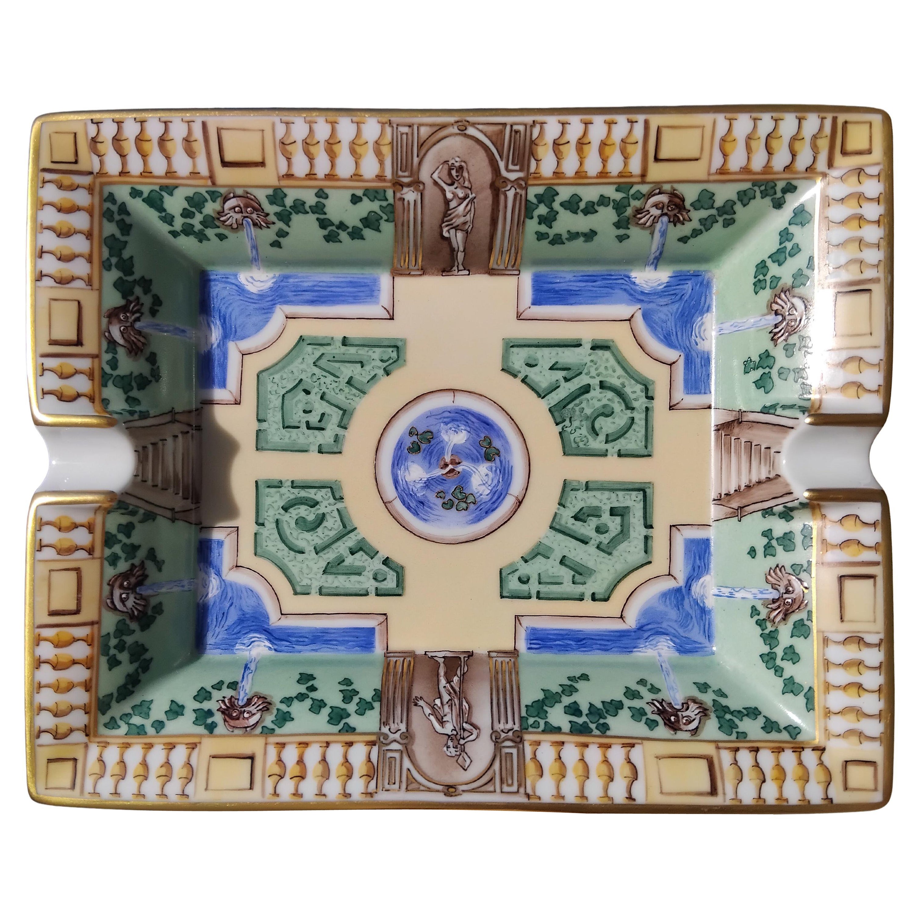 Hermès Paris French Garden Printed Cigar Ashtray Change Tray Porcelain Gold
