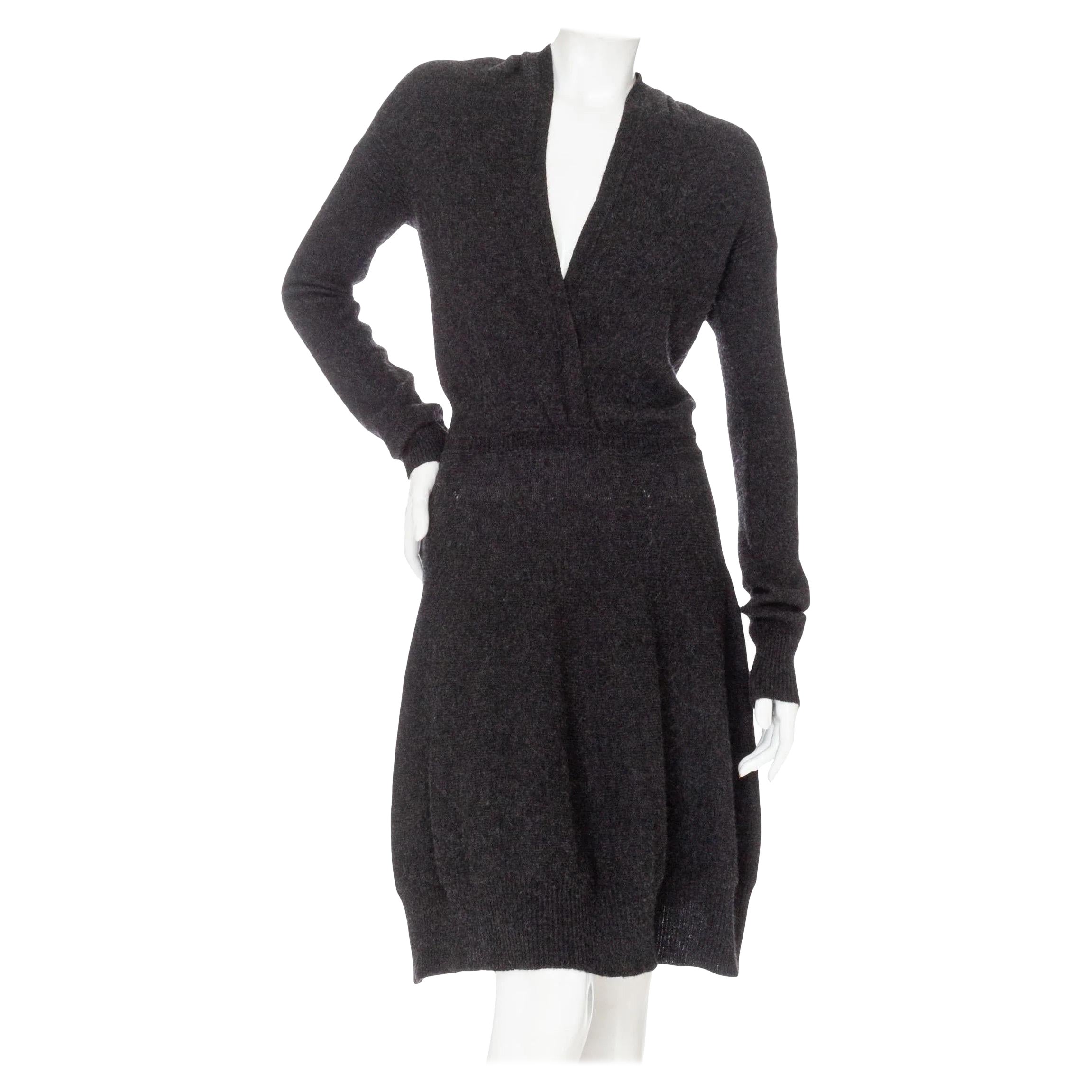 Yves Saint Laurent Gray Cashmere Knit V-Neck Dress For Sale