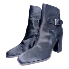 Chanel Schwarze Seidenstiefeletten