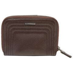 Cartera compacta con cremallera de piel marrón oscuro Salvatore Ferragamo