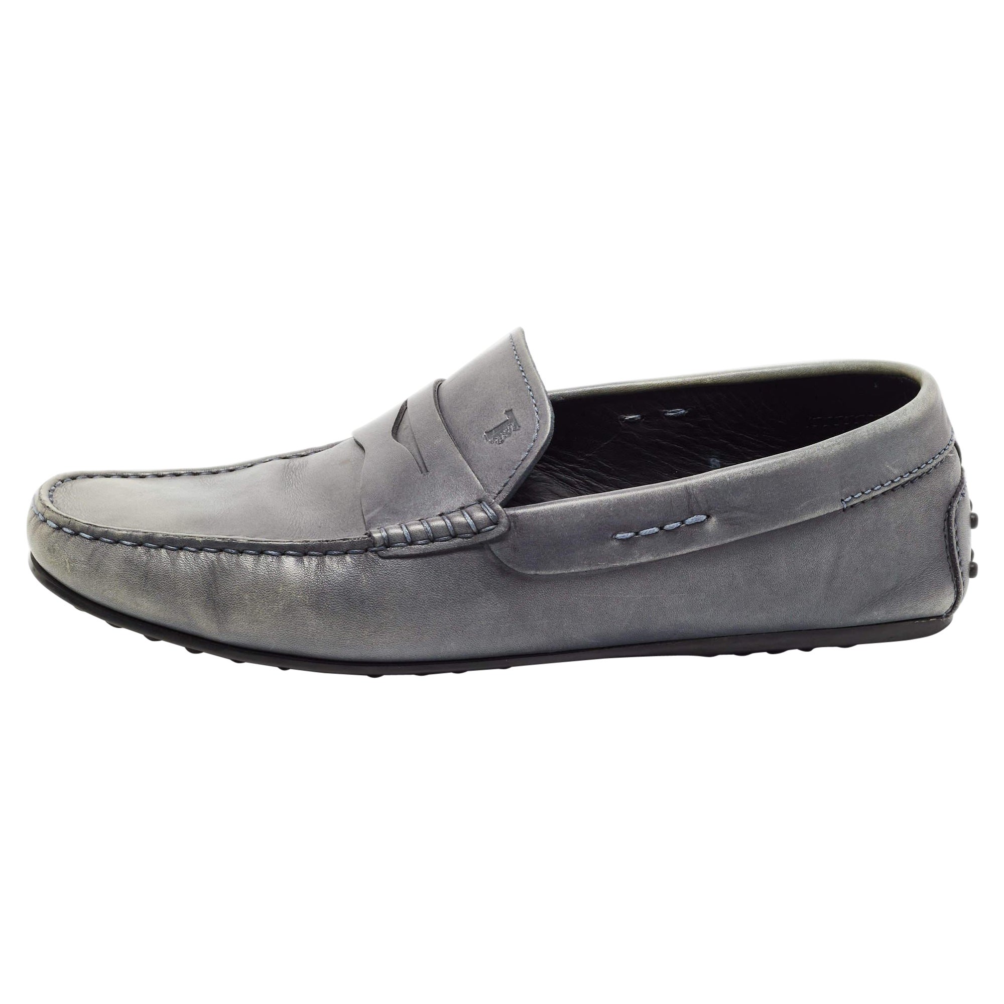 Tod's Grey Leather Penny Loafers Size 42 For Sale
