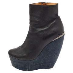 Lanvin Black Leather Wedge Boots Size 40