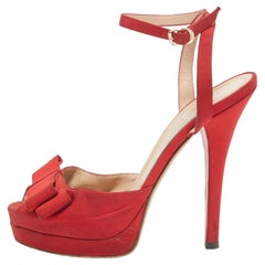 Fendi Rote Plateausandalen mit Stoffschleife und Knöchelriemen Größe 40