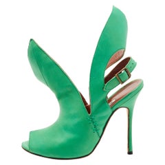 Manolo Blahnik Green Leather Ankle Strap Sandals Size 36.5