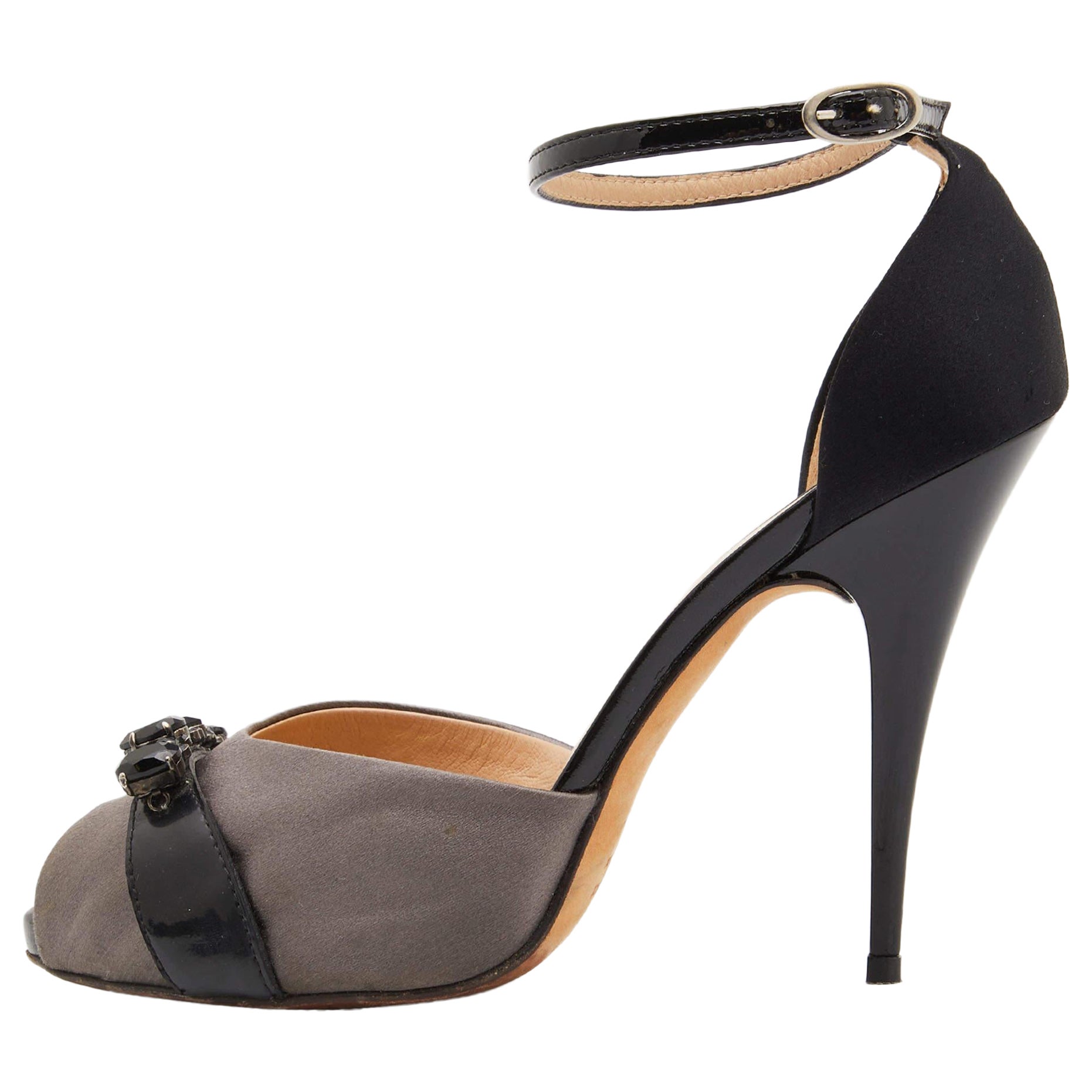 Giuseppe Zanotti Sandali con cinturino alla caviglia in raso e cristallo misura 37,5