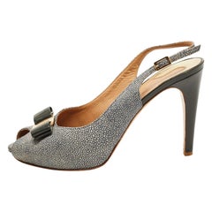 Salvatore Ferragamo Grey Textured Leather Vara Bow Slingback Sandals Size 39.5