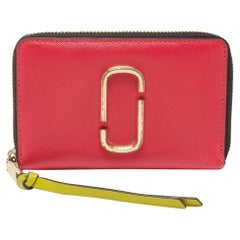 Portafoglio compatto snapshot in pelle saffiano Marc Jacobs rosa/viola