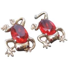 Retro Charming Pair of Crystal Gilt Metal Frog Brooches ca 1940s 
