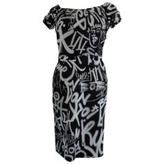 Moschino Couture Schwarzweißes Kleid mit Graffiti-Druck NWOT